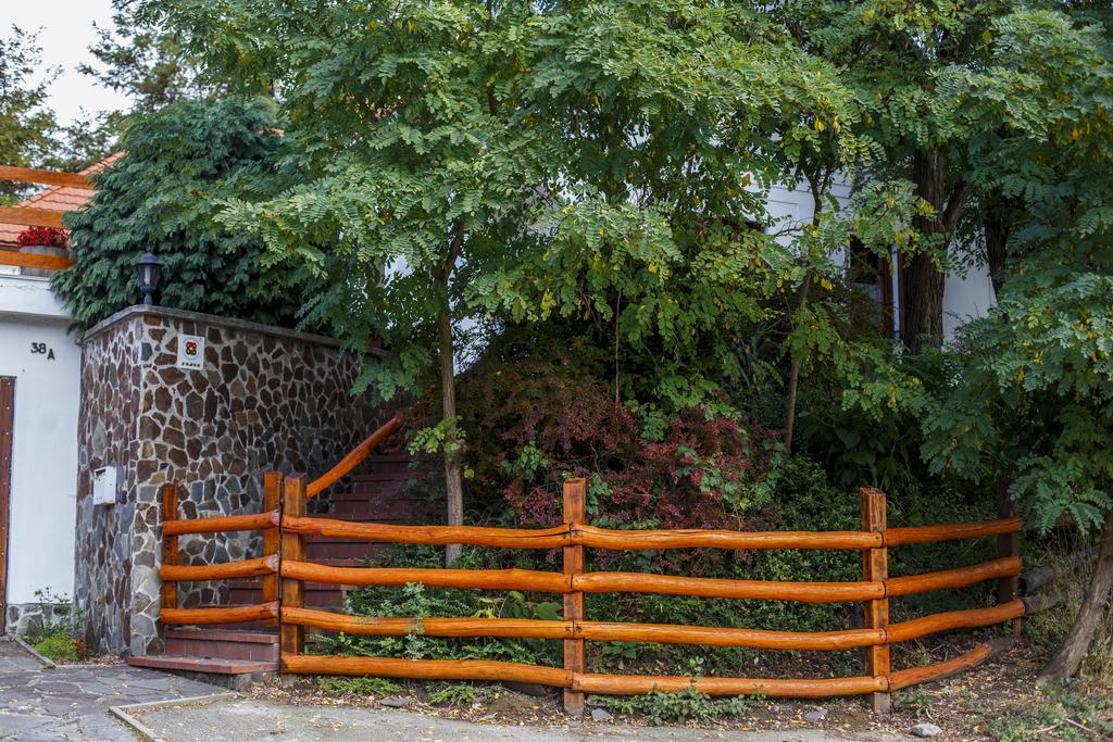 Ferienwohnung Ambitus-Haz Egerszalók Exterior foto
